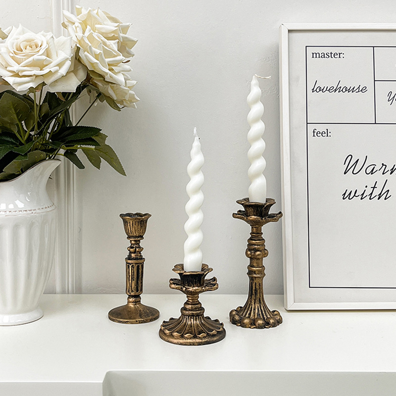 Vintage Bronze Candlestick Fig - đánh giá và giá Tables